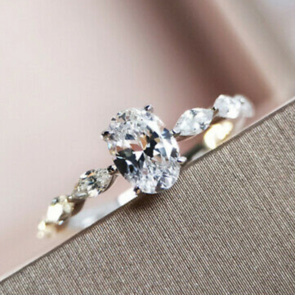 NEW 925 Sterling Silver Beautiful Ring - Picture 3 of 6